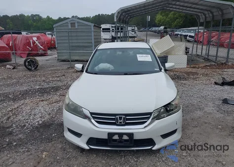 2015 Honda Accord Lx z USA, uszkodzony, nr VIN 1HGCR2F3XFA036279